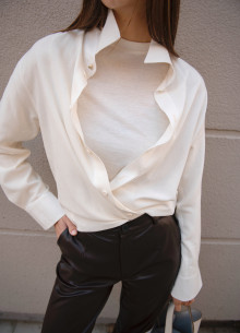 Рубашка с фигурными манжетами и двойной кокеткой фото 522